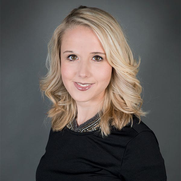 Lea Kuhnen – Friseurmeisterin und staatlich geprüfte Coloristin